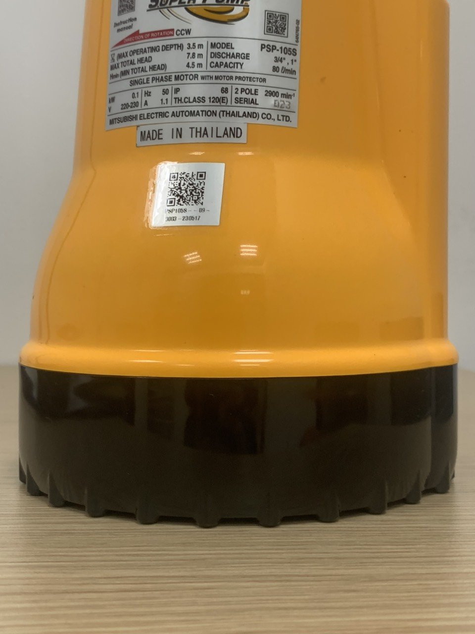 Máy bơm chìm nhựa Tornado